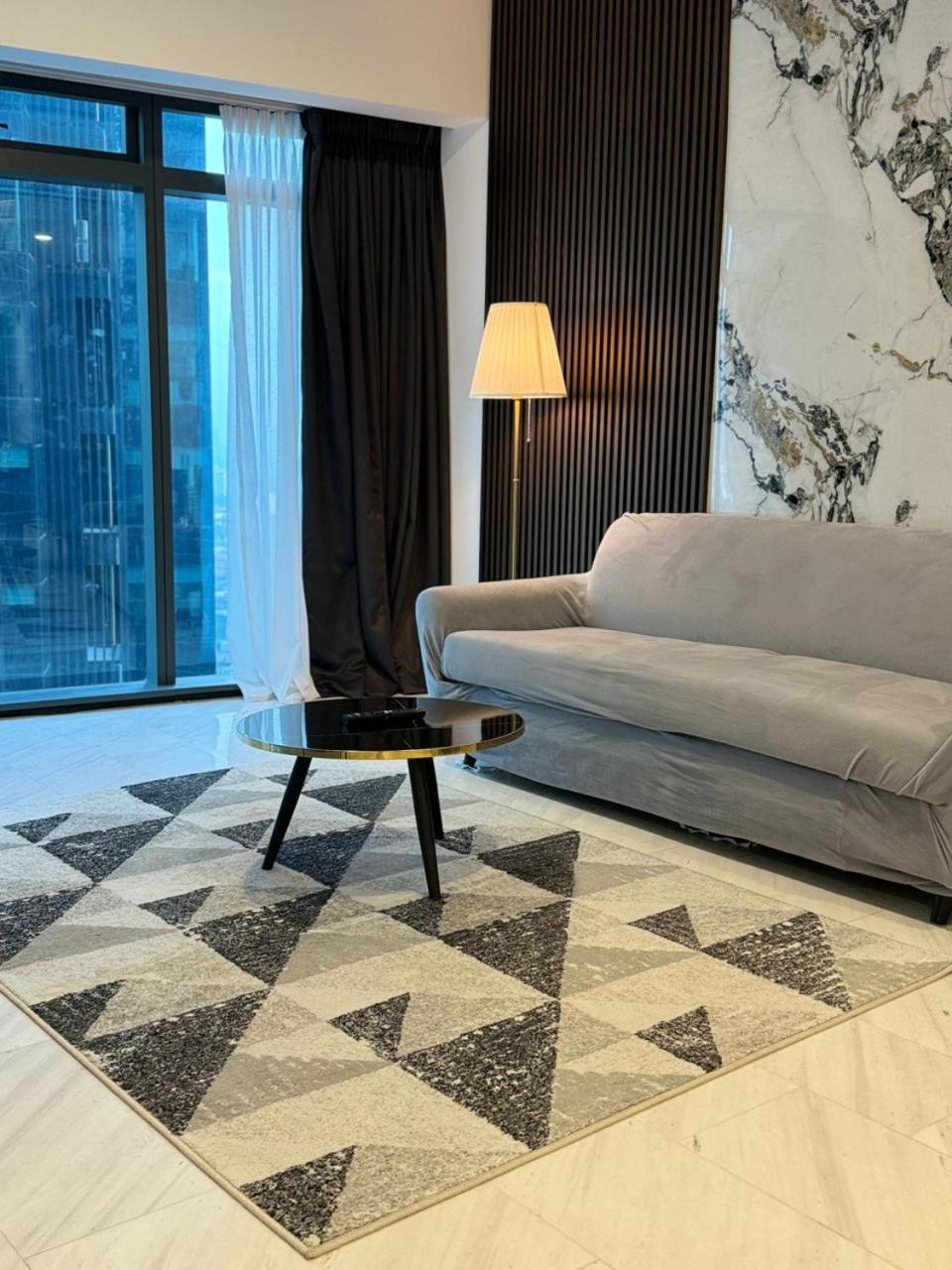 Eaton Residences Klcc By Perkasa Ikon Куала-Лумпур Экстерьер фото